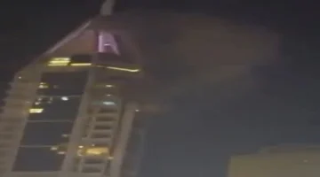 تداعيات اعتراض مقذوفات في دبي تضطر السلطات لإخلاء مبانٍ سكنية بعد إصابة برج